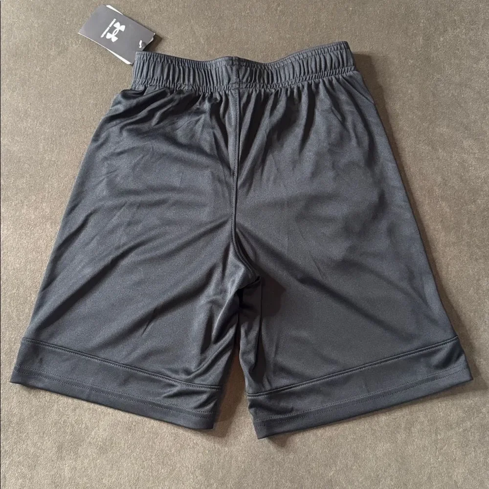 Under Armour Boys Sport Shorts Loose Fit Pockets Drawstring Waist Size M NWT